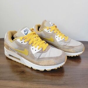 Nike Air Max 90 Pony Hair Wheat Gold Sneakers AT4968-200 Womens 8